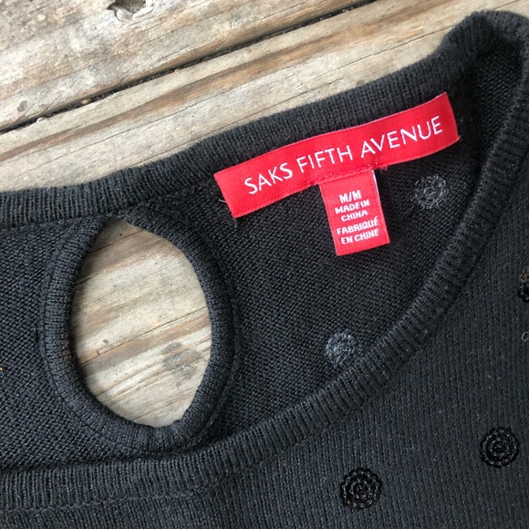 Saks Fifth Avenue sweater with decoration size M - Picture 2 of 5